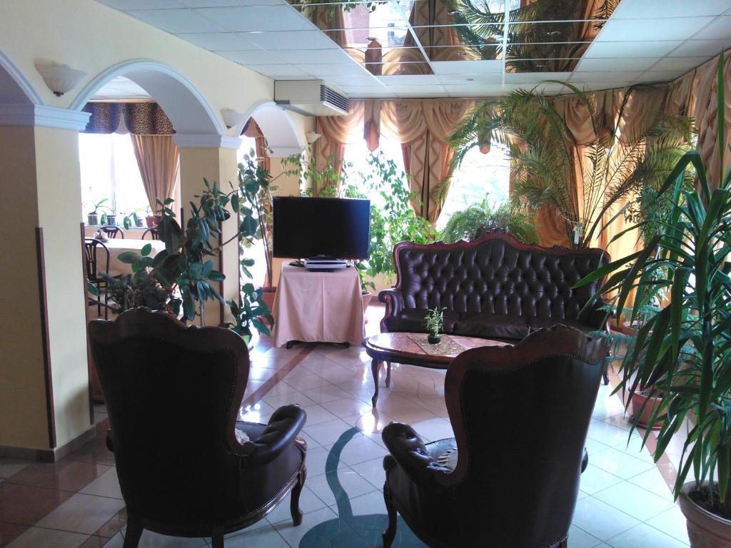 Kolibri Hotel Miskolc Esterno foto